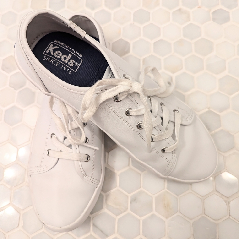 Keds Classic Leather White Lace-Up Sneakers, US 3.5
